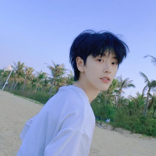 允执其中2024的第一张照片--山东闪婚服务中心