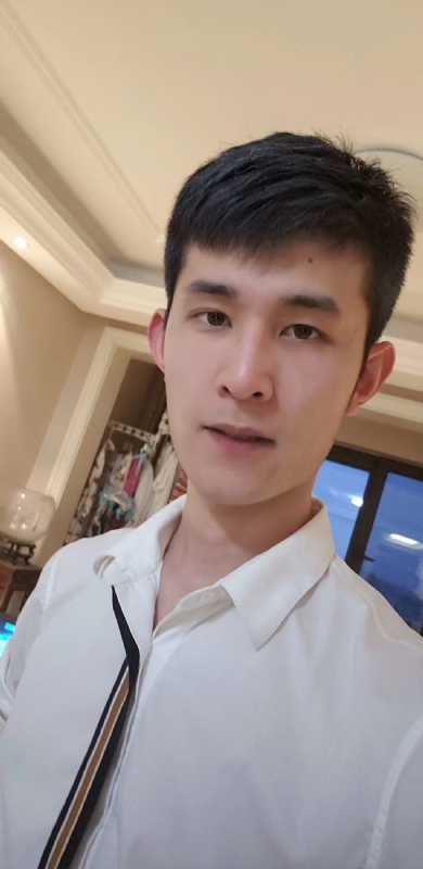 帅哥超超的第一张照片--山东闪婚服务中心