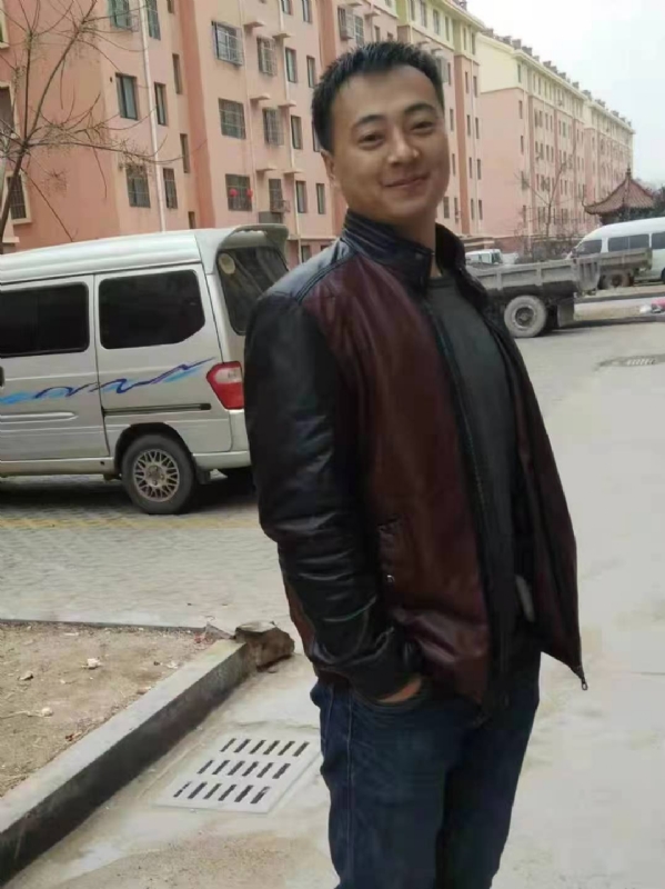 云淡风轻的第一张照片--山东闪婚服务中心